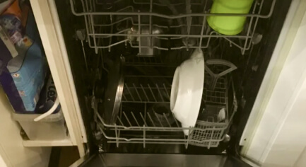 Протестировали посудомоечную машину
