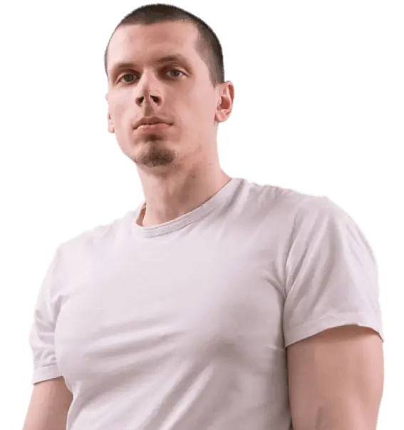 Максим Новиков